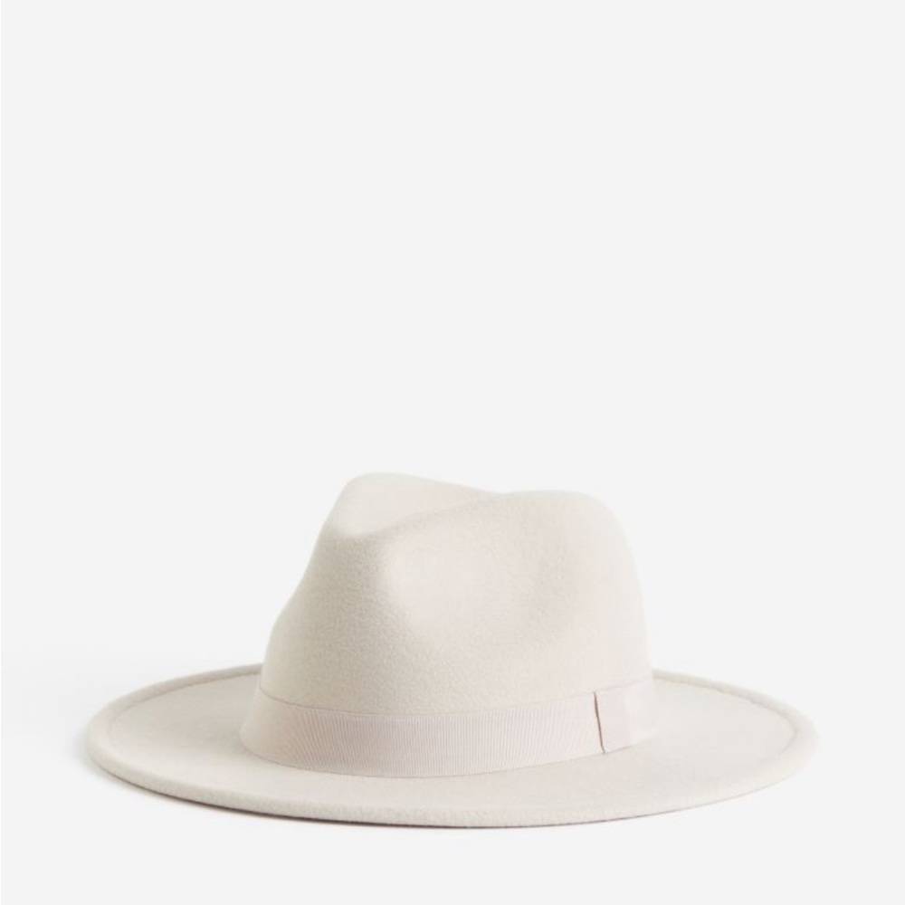H&M White Felt Fedora *SOLD OUT STYLE*